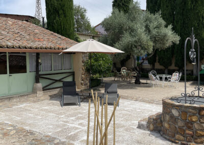 Rural House Los Cipreses de Mesones Guadalajara next to Madrid - Photo of the yard